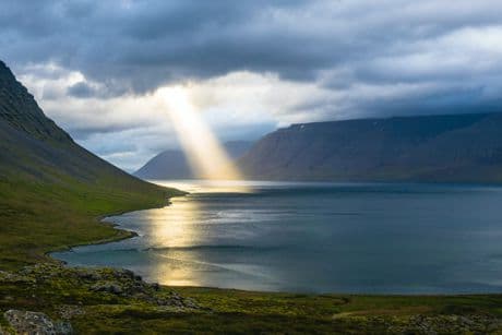 ray of sun coming through clouds